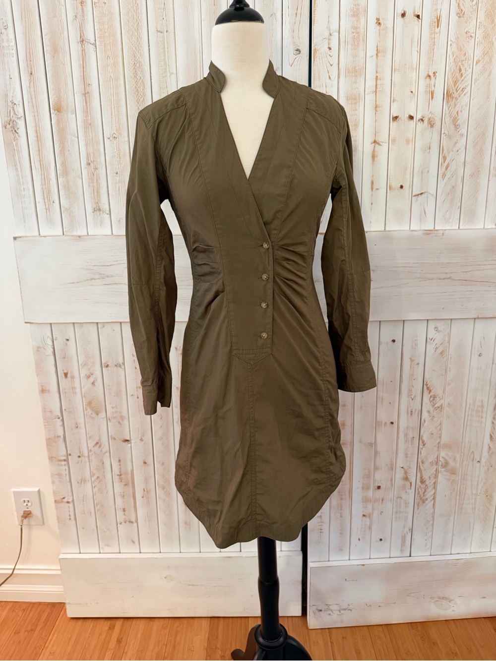 Derek Lamb iOS, Crosby Olive Green Long Sleeve Shirt Dress